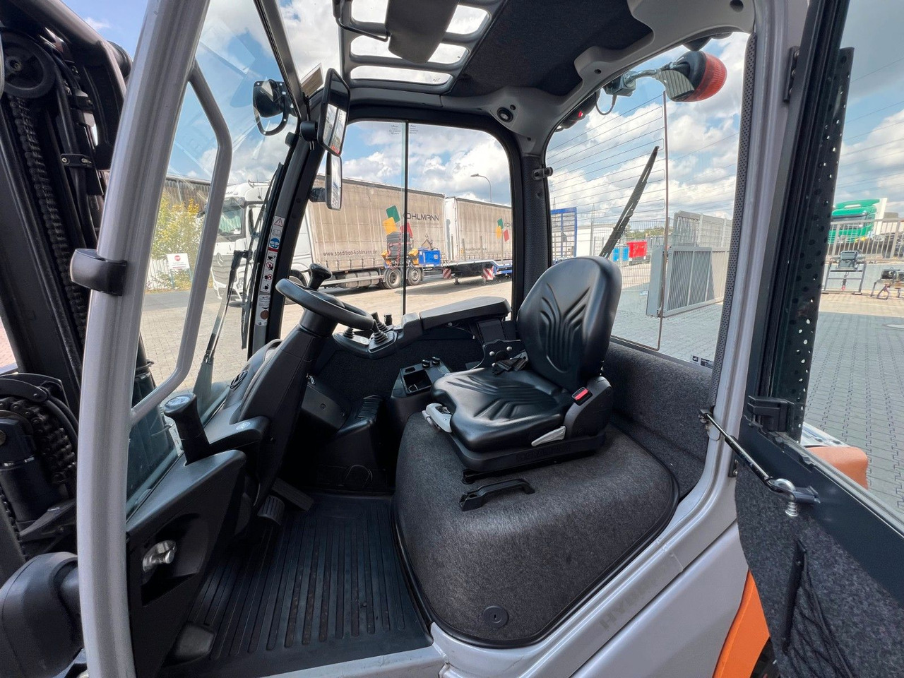 رافعة شوكية ديزل Still RX70-35 / Triplex: 4.60m / nur 2.911h! / SS: صور 14 رافعة شوكية ديزل Still RX70-35 / Triplex: 4.60m / nur 2.911h! / SS: صور 14