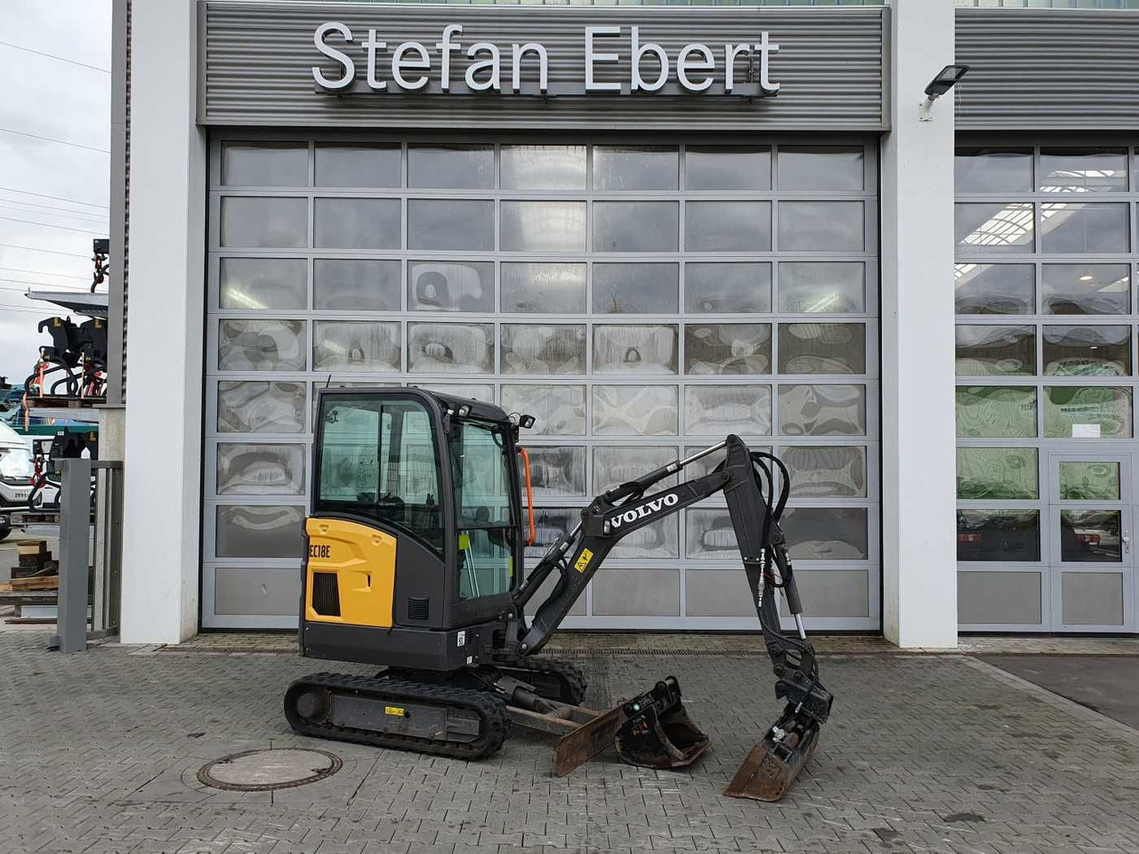 Volvo EC18E / nur 415h! / MS01 / 2021 / inkl 2x Löffel - حفارة مصغرة: صور 1 Volvo EC18E / nur 415h! / MS01 / 2021 / inkl 2x Löffel - حفارة مصغرة: صور 1