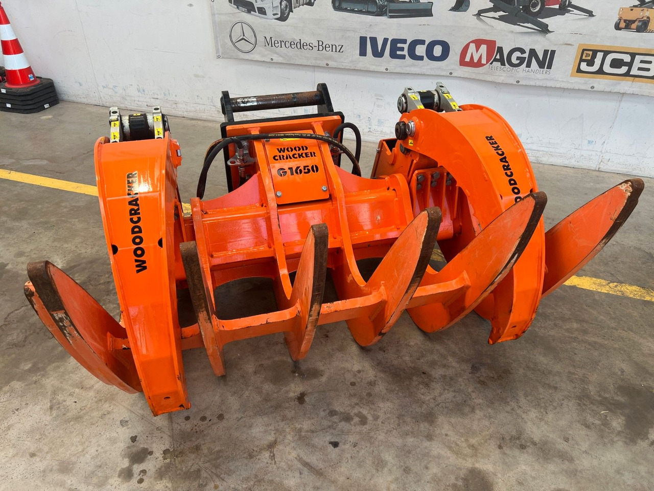 Westtech G1650 Roderechen Greifarme / S70 / DEMO - مخلبي: صور 2 Westtech G1650 Roderechen Greifarme / S70 / DEMO - مخلبي: صور 2