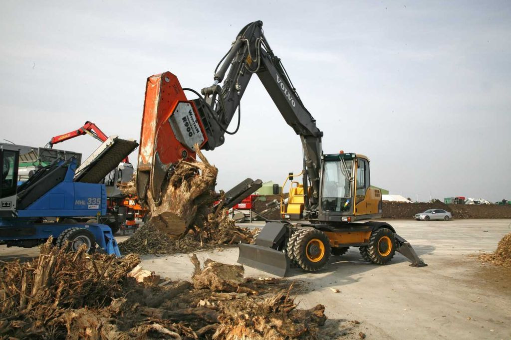 Westtech R900 R1300 Rodeschere Wurzelstock - ملحقات - معدات الغابات: صور 1 Westtech R900 R1300 Rodeschere Wurzelstock - ملحقات - معدات الغابات: صور 1