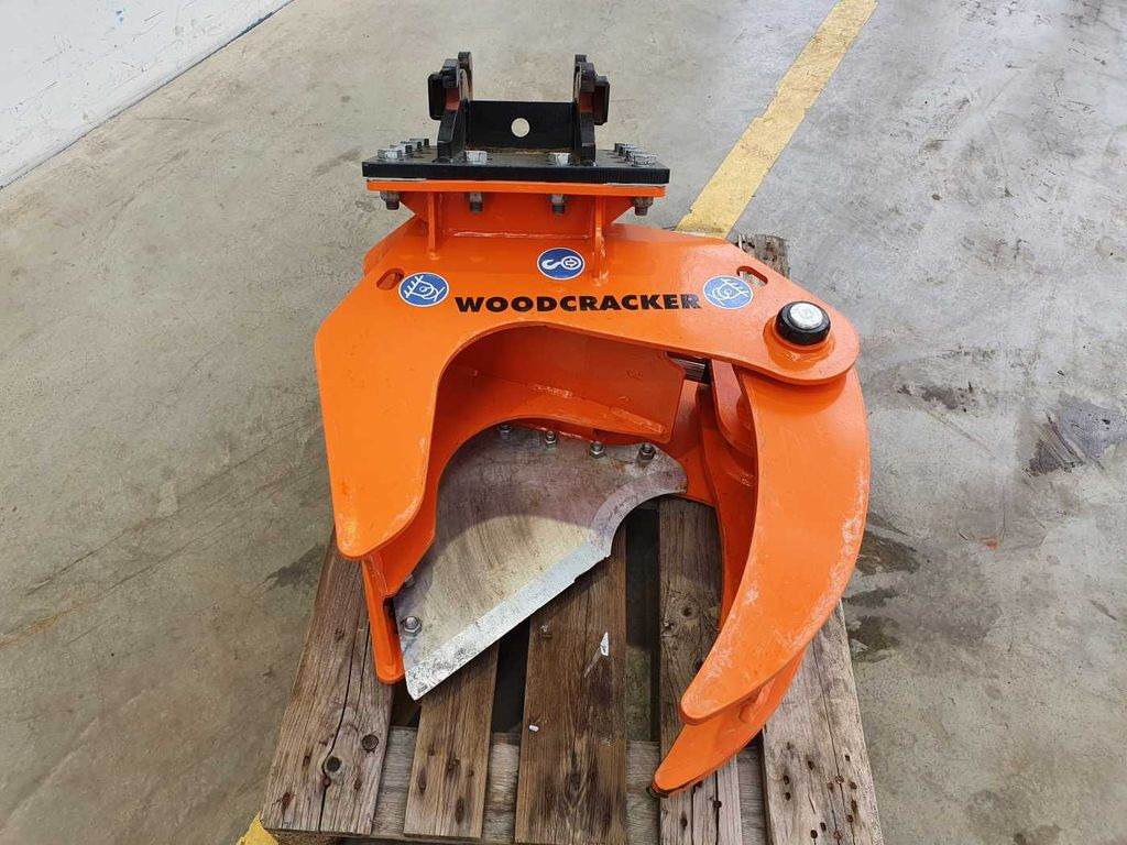 Westtech Woodcracker CL190 Fällgreifer 2024 DEMO Westtech Woodcracker CL190 Fällgreifer 2024 DEMO - ملحقات - معدات الغابات: صور 4 Westtech Woodcracker CL190 Fällgreifer 2024 DEMO Westtech Woodcracker CL190 Fällgreifer 2024 DEMO - ملحقات - معدات الغابات: صور 4