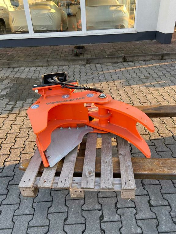 Westtech Woodcracker CL190 Fällkopf Fällgreifer Westtech Woodcracker CL190 Fällkopf Fällgreifer - ملحقات - معدات الغابات: صور 1 Westtech Woodcracker CL190 Fällkopf Fällgreifer Westtech Woodcracker CL190 Fällkopf Fällgreifer - ملحقات - معدات الغابات: صور 1