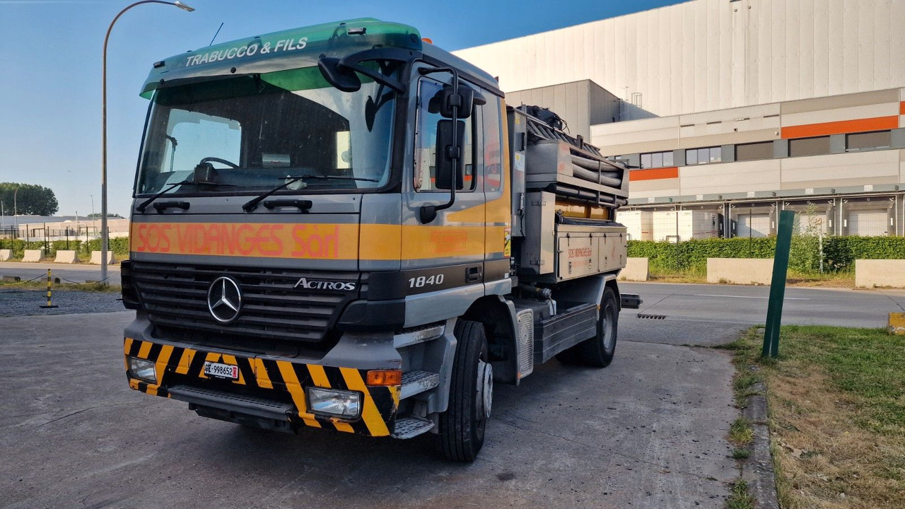 Mercedes-Benz Actros 18-40 - فراغ شاحنة: صور 2 Mercedes-Benz Actros 18-40 - فراغ شاحنة: صور 2