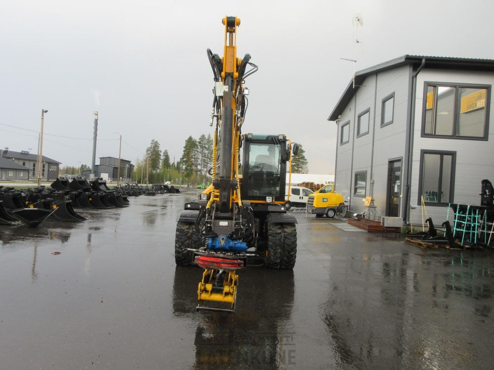 JCB Hydradig HD110W - حفارة على عجلات: صور 3 JCB Hydradig HD110W - حفارة على عجلات: صور 3