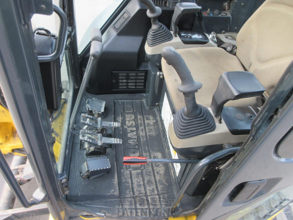 حفارات زحافة Komatsu PC50MR PETOKSELLA VIETY LÖYTÖPALKKIO STOLEN: صور 20