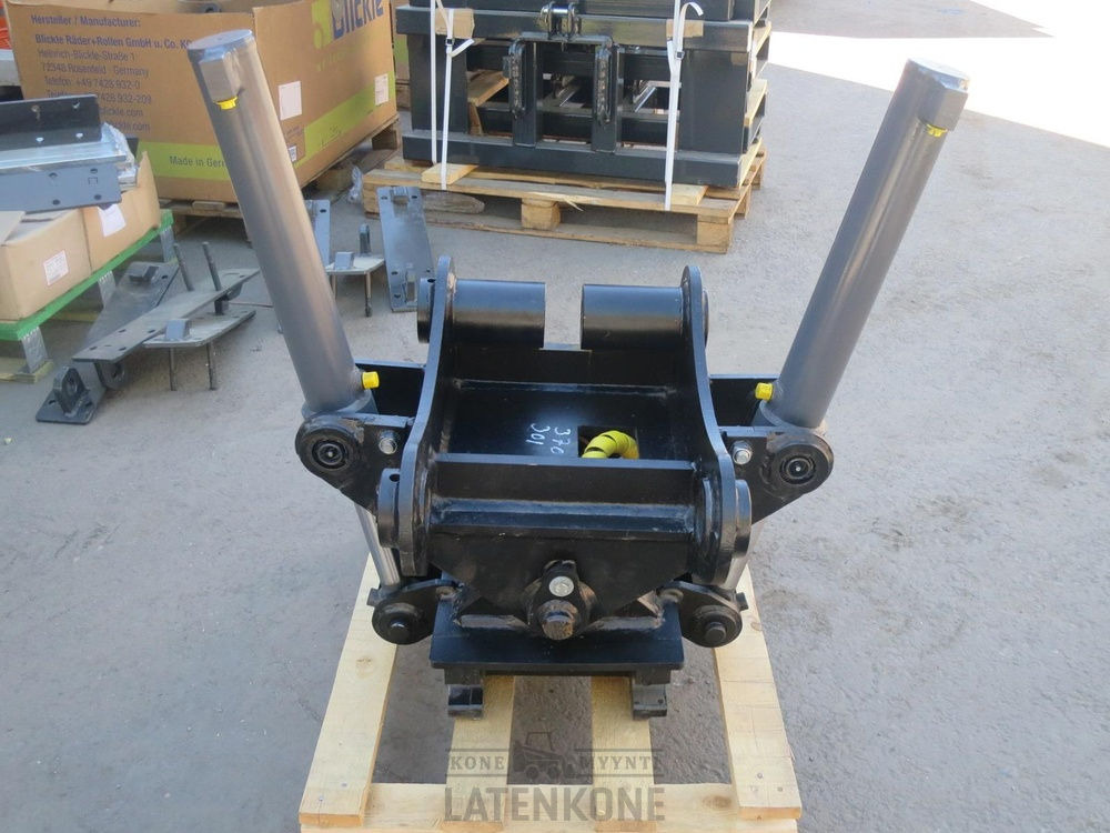 Lännen Kallistuva pikaliitin S45 hyd. 2-syl. - وصلة الربط للمعدات المعلقة - آلات البناء: صور 2 Lännen Kallistuva pikaliitin S45 hyd. 2-syl. - وصلة الربط للمعدات المعلقة - آلات البناء: صور 2
