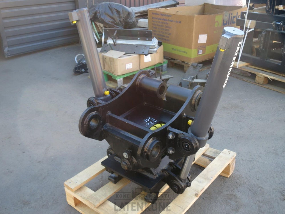 Lännen Kallistuva pikaliitin S45 hyd. 2-syl. - وصلة الربط للمعدات المعلقة - آلات البناء: صور 3 Lännen Kallistuva pikaliitin S45 hyd. 2-syl. - وصلة الربط للمعدات المعلقة - آلات البناء: صور 3