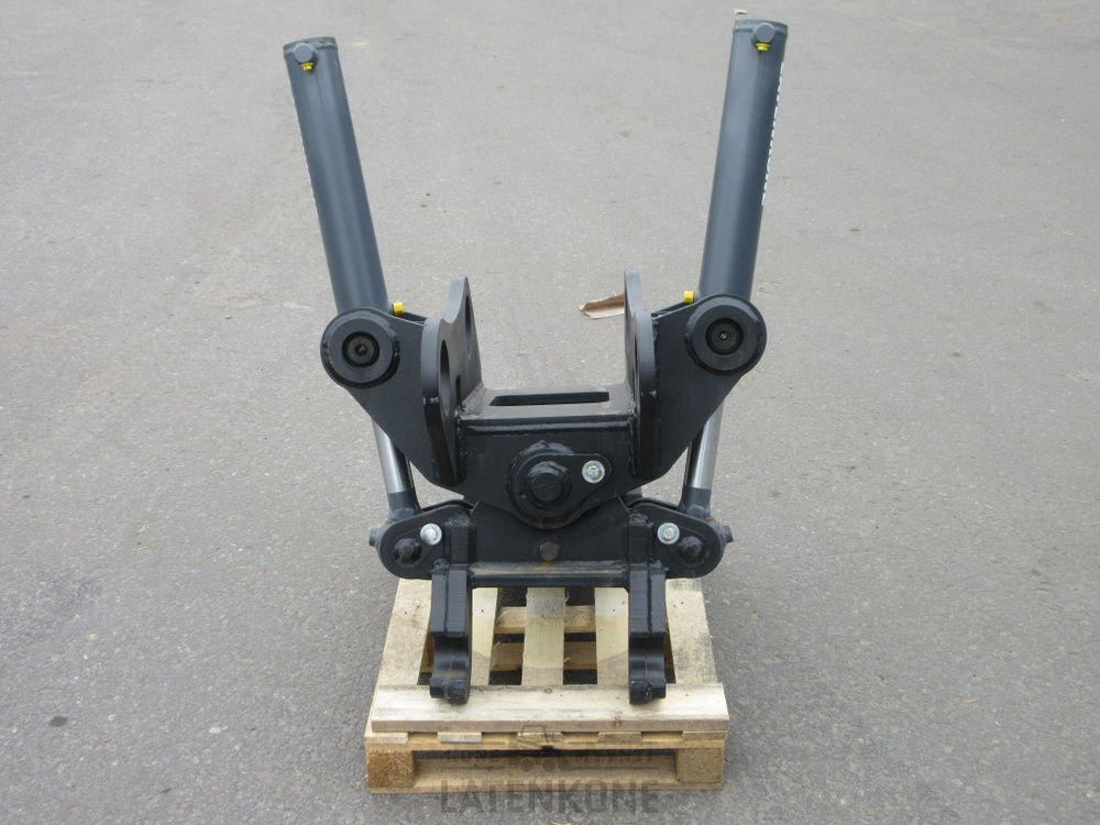 Laten Kallistuva pikaliitin NTP10 10-14ton hyd. TF - وصلة الربط للمعدات المعلقة - آلات البناء: صور 2 Laten Kallistuva pikaliitin NTP10 10-14ton hyd. TF - وصلة الربط للمعدات المعلقة - آلات البناء: صور 2