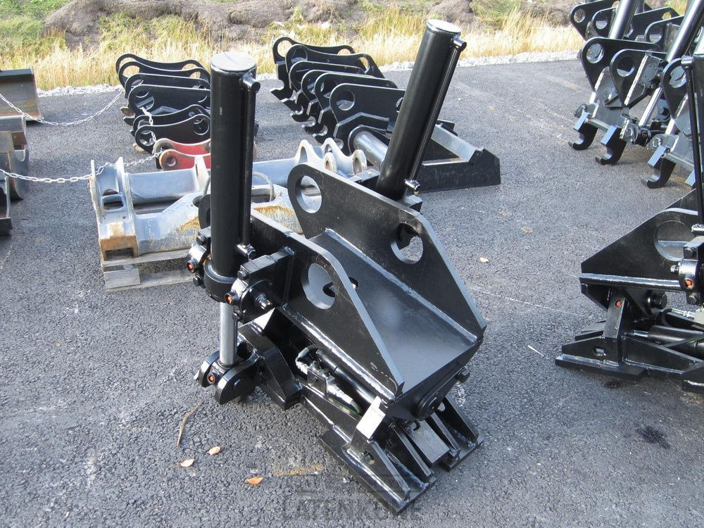 Laten Kallistuva pikaliitin NTP10 13-18ton hyd. TS - وصلة الربط للمعدات المعلقة - آلات البناء: صور 5 Laten Kallistuva pikaliitin NTP10 13-18ton hyd. TS - وصلة الربط للمعدات المعلقة - آلات البناء: صور 5