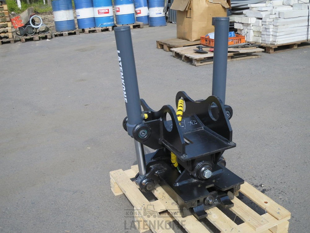 Laten Kallistuva pikaliitin S45 5-8ton hyd. 2-syl. TF - وصلة الربط للمعدات المعلقة - آلات البناء: صور 5 Laten Kallistuva pikaliitin S45 5-8ton hyd. 2-syl. TF - وصلة الربط للمعدات المعلقة - آلات البناء: صور 5