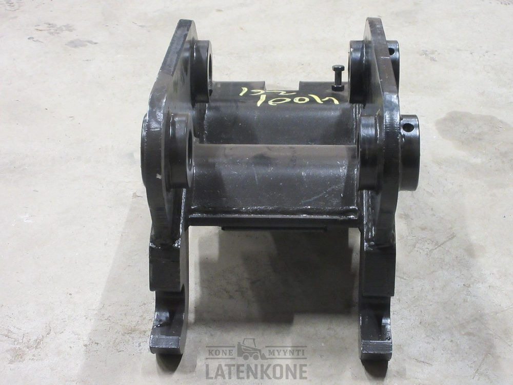 Laten Kiinteä pikaliitin NTP10 13-18ton mek. 261-65 TS - وصلة الربط للمعدات المعلقة - آلات البناء: صور 2 Laten Kiinteä pikaliitin NTP10 13-18ton mek. 261-65 TS - وصلة الربط للمعدات المعلقة - آلات البناء: صور 2