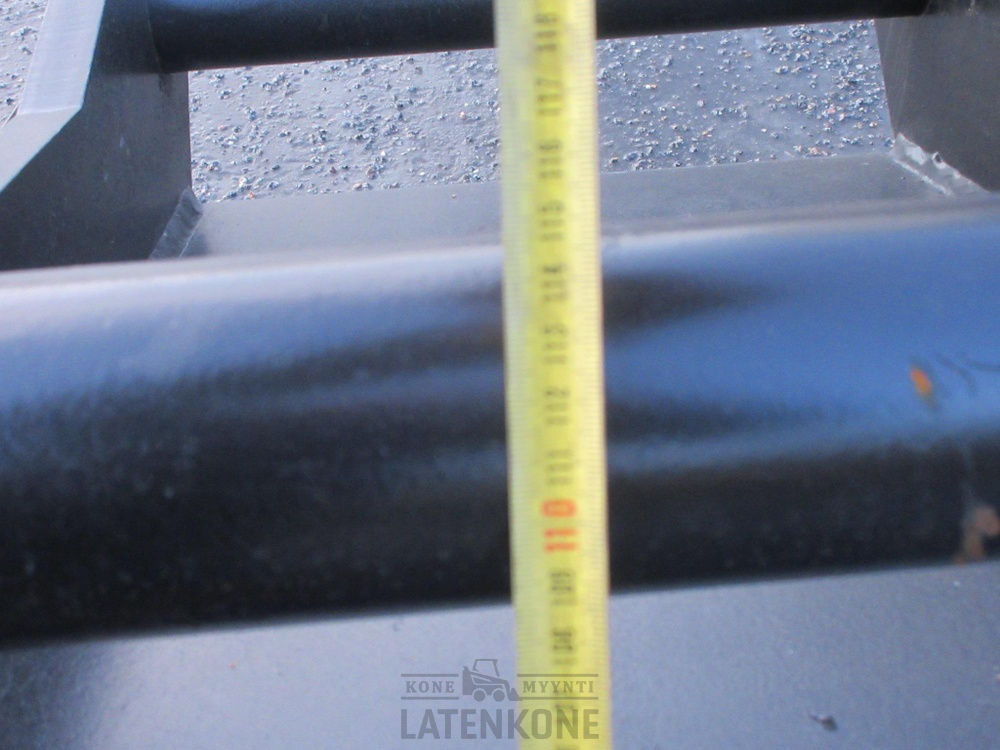 بكت - آلات البناء Laten Luiskakauha 1900mm S70 Roto: صور 12