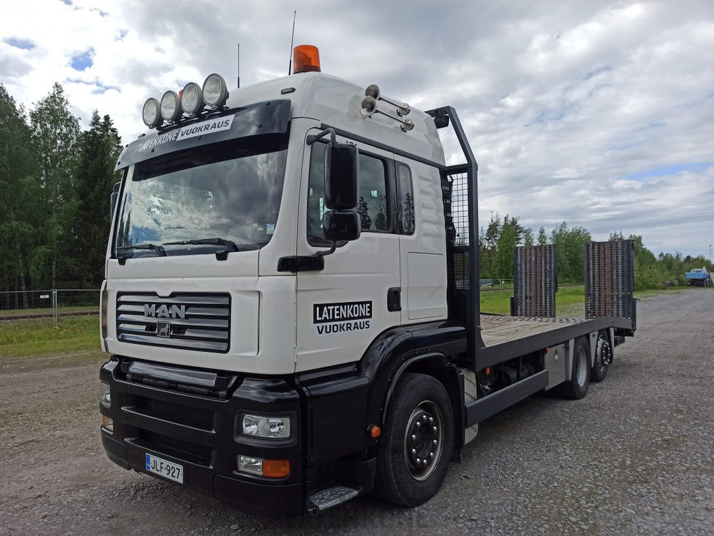 MAN TGA 6x2 koneenkuljetusauto - شاحنة نقل سيارات شاحنة: صور 3 MAN TGA 6x2 koneenkuljetusauto - شاحنة نقل سيارات شاحنة: صور 3