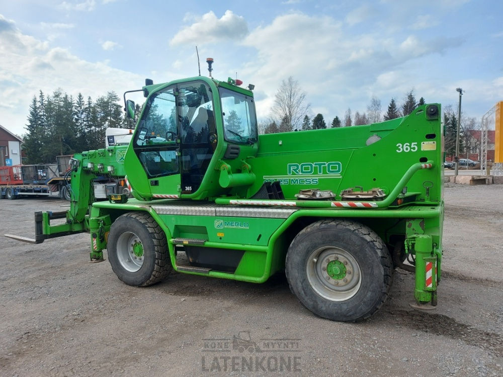 Merlo ROTO 40.25MCSS with basket, remote, jib - رافعة تلسكوبية: صور 3 Merlo ROTO 40.25MCSS with basket, remote, jib - رافعة تلسكوبية: صور 3