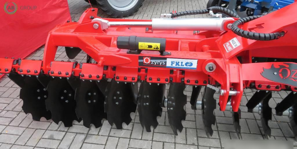Awemak hydraulic folding disc harrow Ozyrys BTH40, 4 m - قرص مسلفة: صور 2 Awemak hydraulic folding disc harrow Ozyrys BTH40, 4 m - قرص مسلفة: صور 2