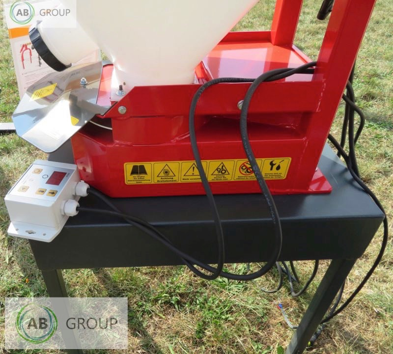 Bagramet aftercrop spreader RS 100 - آلة رش الأسمدة: صور 3 Bagramet aftercrop spreader RS 100 - آلة رش الأسمدة: صور 3