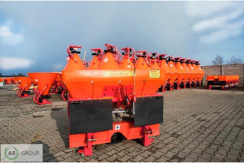 Dexwal rozsiewacz nawozu Tornado Duo 850 l/1200 kg - آلة رش الأسمدة: صور 3 Dexwal rozsiewacz nawozu Tornado Duo 850 l/1200 kg - آلة رش الأسمدة: صور 3