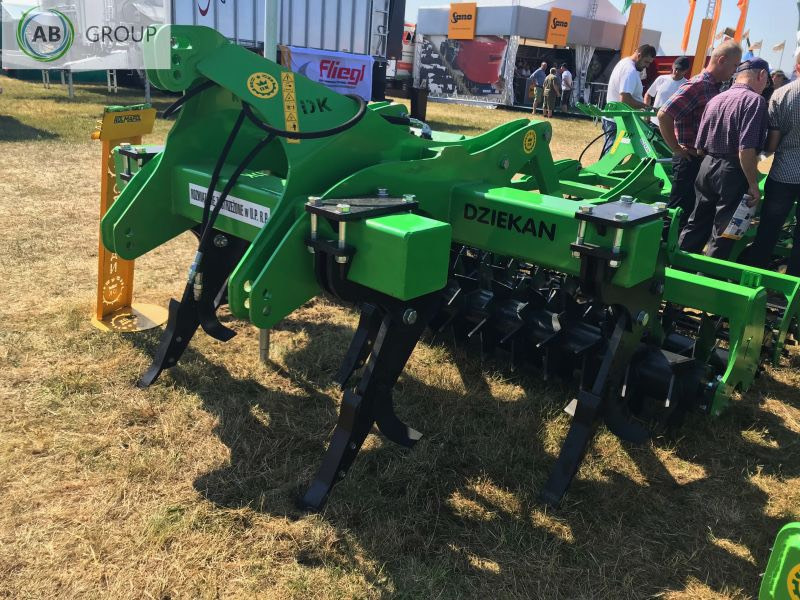 Dziekan chisel plow CENTAUR 2.5 m PDBC25F2Z2 - محراث تحت التربة: صور 3 Dziekan chisel plow CENTAUR 2.5 m PDBC25F2Z2 - محراث تحت التربة: صور 3