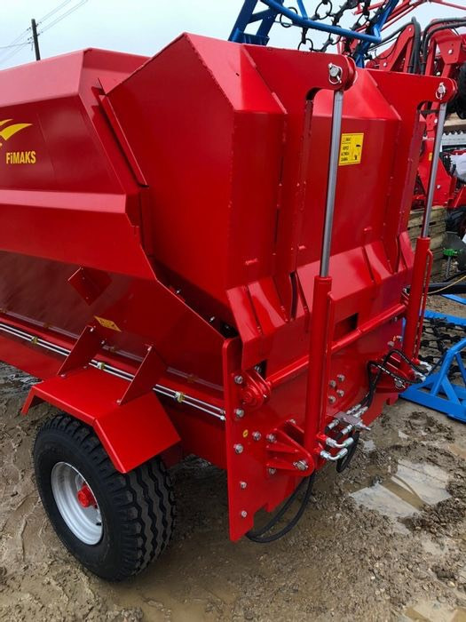 Fimaks Horizontales Futtermischwagen FIMAKS FMHI 4/Feed w - آلة خلط وتوزيع الأعلاف: صور 2 Fimaks Horizontales Futtermischwagen FIMAKS FMHI 4/Feed w - آلة خلط وتوزيع الأعلاف: صور 2