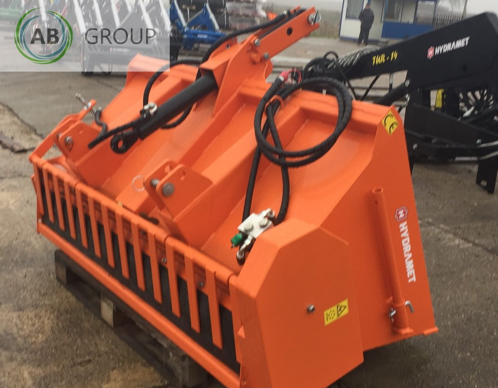 Hydramet tractor sand spreader T-018 - الرمال مفرشة: صور 4 Hydramet tractor sand spreader T-018 - الرمال مفرشة: صور 4