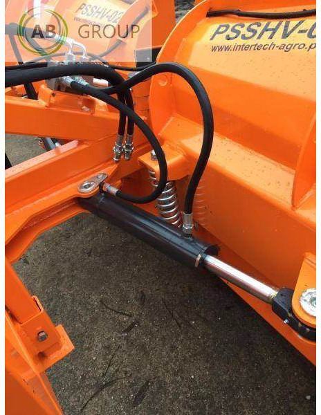 Inter-Tech Pług hydrauliczny PSSHV-02, 2,1 m - كاسحة ثلوج - الآلات والماكينات الزراعية: صور 4 Inter-Tech Pług hydrauliczny PSSHV-02, 2,1 m - كاسحة ثلوج - الآلات والماكينات الزراعية: صور 4