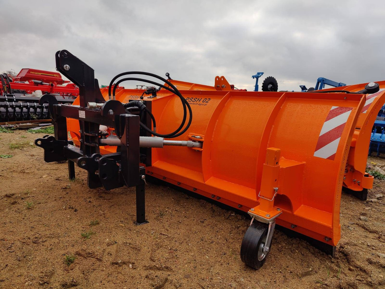Inter-Tech Snow Plow, 2.6 m - كاسحة ثلوج - الآلات والماكينات الزراعية: صور 5 Inter-Tech Snow Plow, 2.6 m - كاسحة ثلوج - الآلات والماكينات الزراعية: صور 5