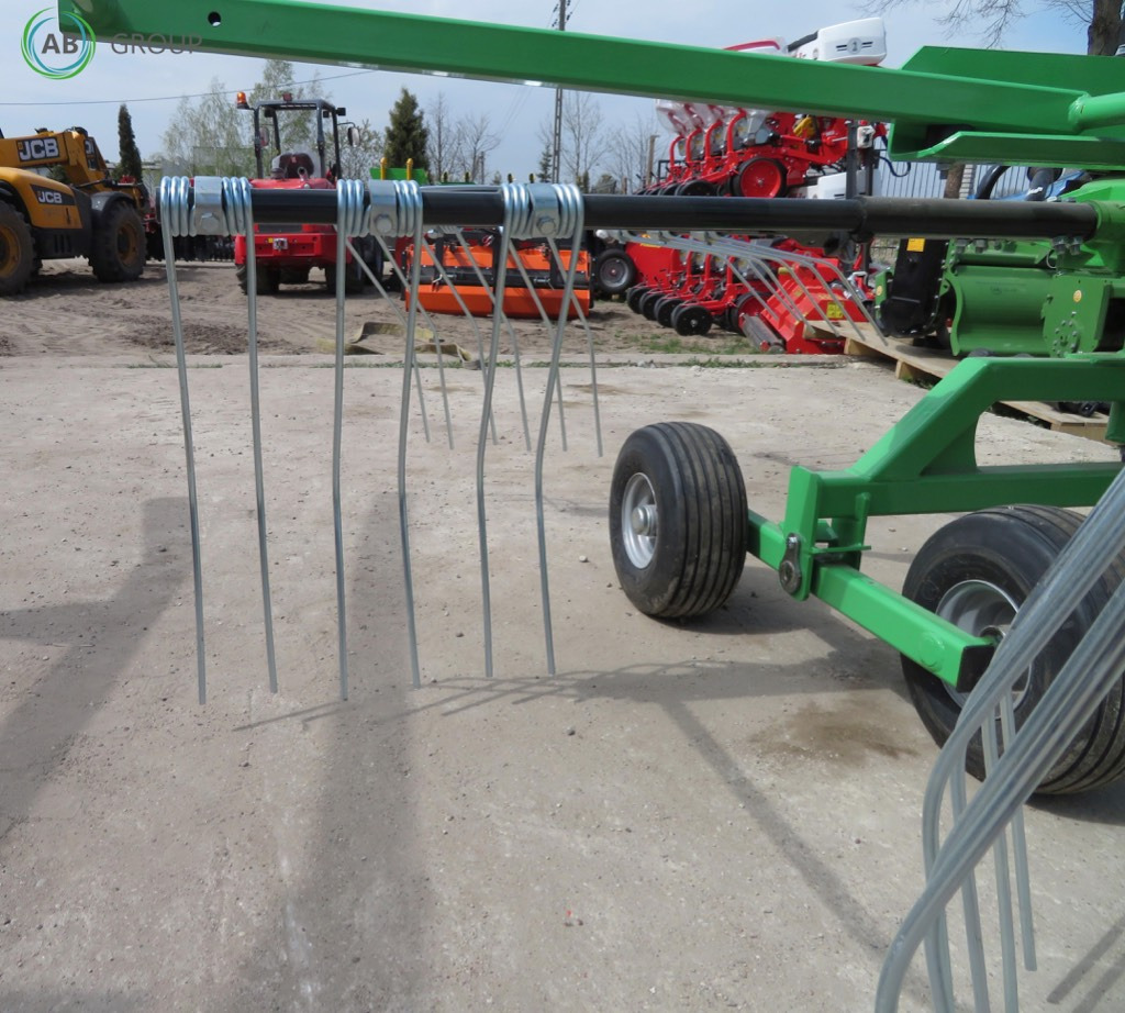 Inter-Tech rotary rake ZKT350 - 3,5m - لمّامَة القش: صور 4 Inter-Tech rotary rake ZKT350 - 3,5m - لمّامَة القش: صور 4