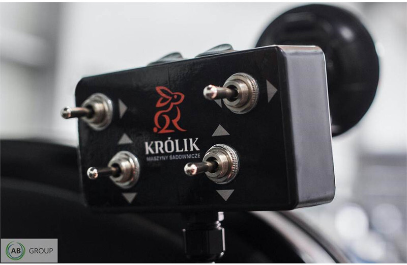 Królik belka herbicydowa hydrauliczna dwustronna BHh - آلة الرش المعلقة: صور 4 Królik belka herbicydowa hydrauliczna dwustronna BHh - آلة الرش المعلقة: صور 4