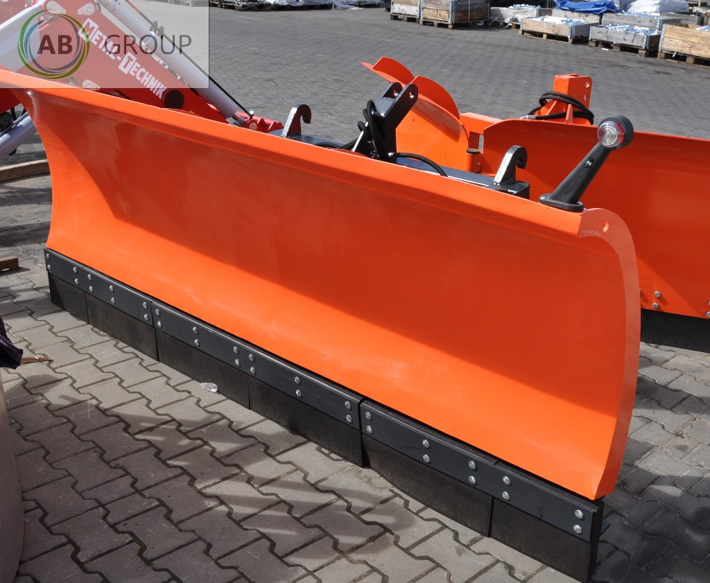Metal-Technik snow plow 3.0 m category II - كاسحة ثلوج - الآلات والماكينات الزراعية: صور 4 Metal-Technik snow plow 3.0 m category II - كاسحة ثلوج - الآلات والماكينات الزراعية: صور 4