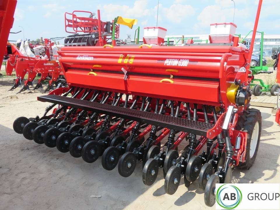 معدات بذار Ozdoken grain seeder Pertum S300, 3 m - single-disc coulter type - on stock: صور 6 معدات بذار Ozdoken grain seeder Pertum S300, 3 m - single-disc coulter type - on stock: صور 6