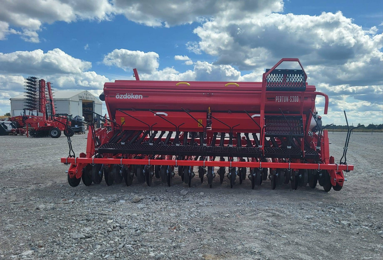Ozdoken mechanical seed drill Pertum-S 300 - double-disc - on stock - معدات بذار: صور 5 Ozdoken mechanical seed drill Pertum-S 300 - double-disc - on stock - معدات بذار: صور 5