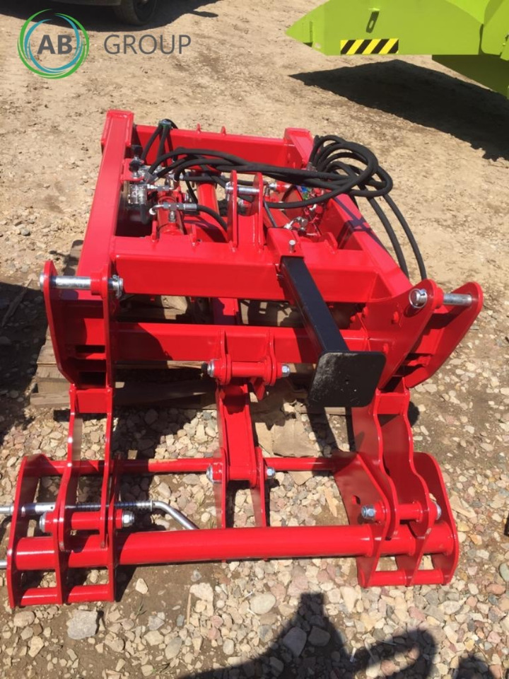 Pomarol front and rear mounted loader - لوادر وحفارات أمامية: صور 5 Pomarol front and rear mounted loader - لوادر وحفارات أمامية: صور 5