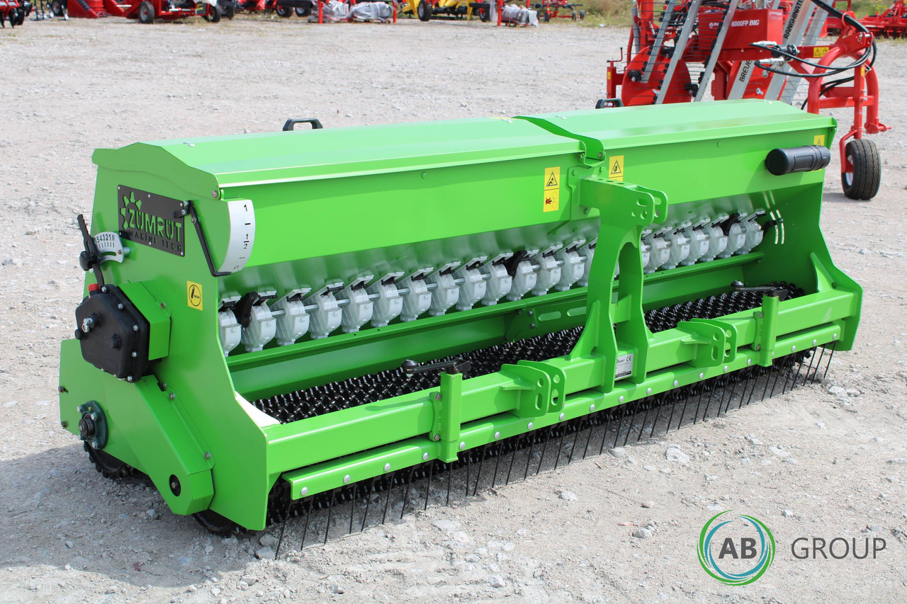 Zumrut S-3000 grass seeder - معدات بذار: صور 1 Zumrut S-3000 grass seeder - معدات بذار: صور 1
