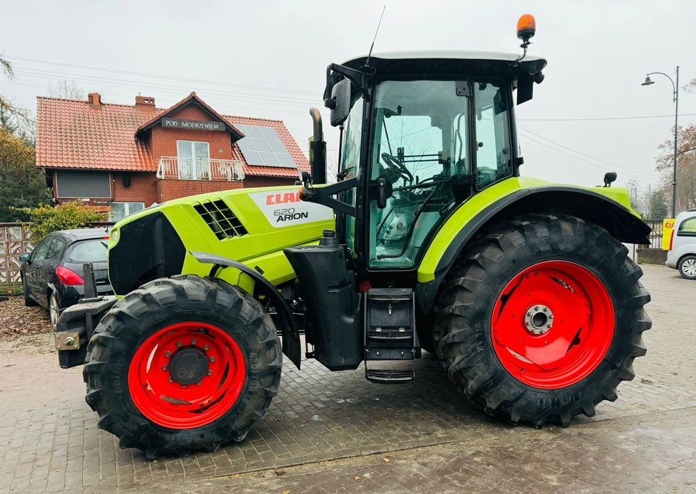 Claas Arion 620 - جرار: صور 3 Claas Arion 620 - جرار: صور 3
