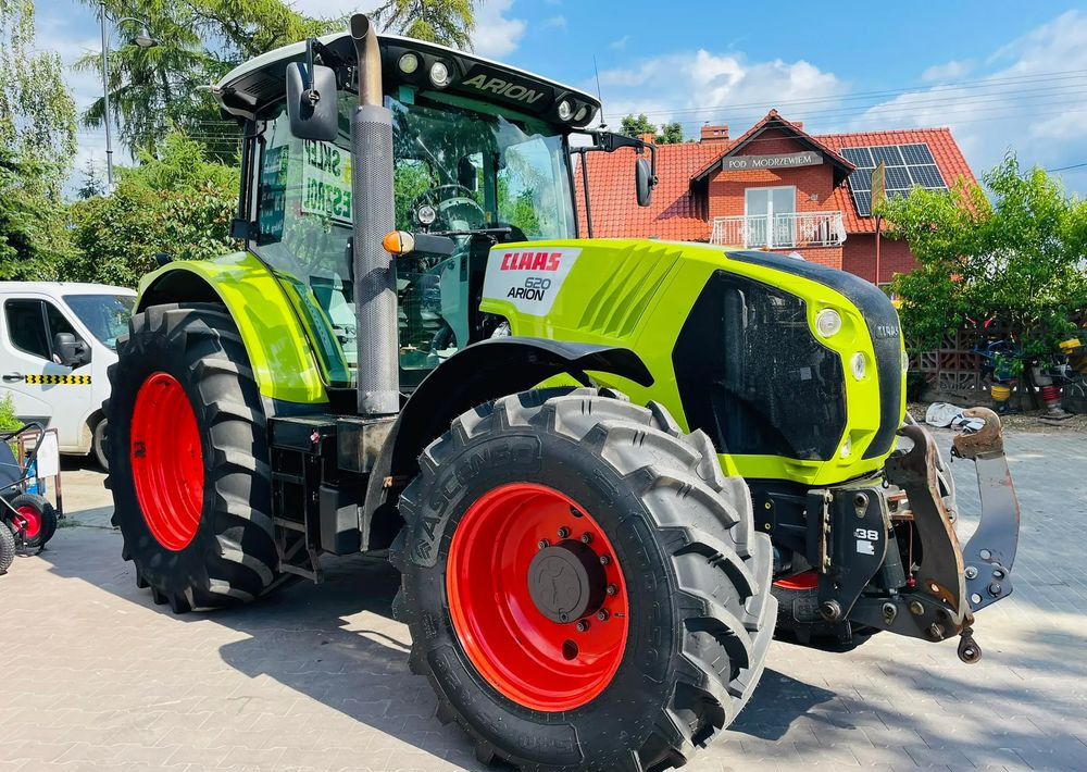 Claas Arion 620 - جرار: صور 1 Claas Arion 620 - جرار: صور 1