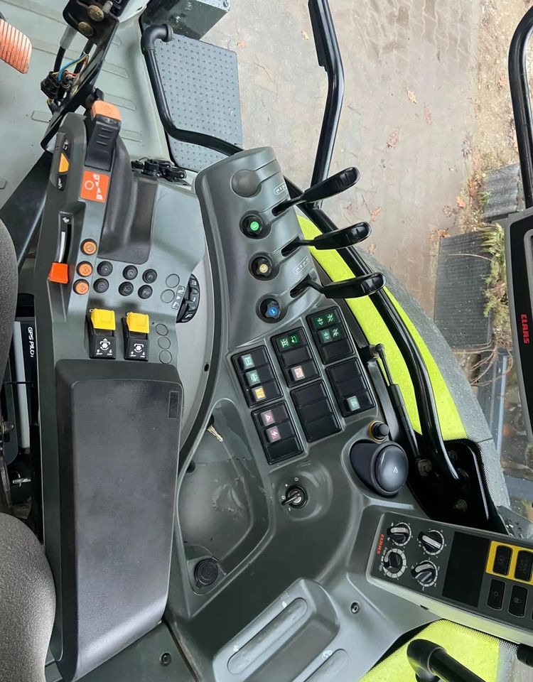 تأجير  Claas Arion 620 Claas Arion 620: صور 14