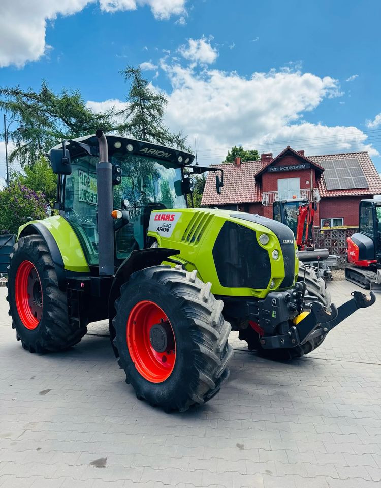 Claas Arion 640 - جرار: صور 4 Claas Arion 640 - جرار: صور 4
