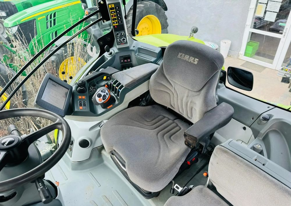 Claas Axion 950 CEBIS CMATIC - جرار: صور 4 Claas Axion 950 CEBIS CMATIC - جرار: صور 4