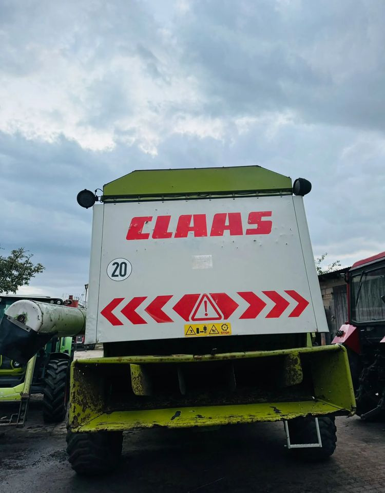 Claas MEGA 218 - حصادة شاملة: صور 4 Claas MEGA 218 - حصادة شاملة: صور 4