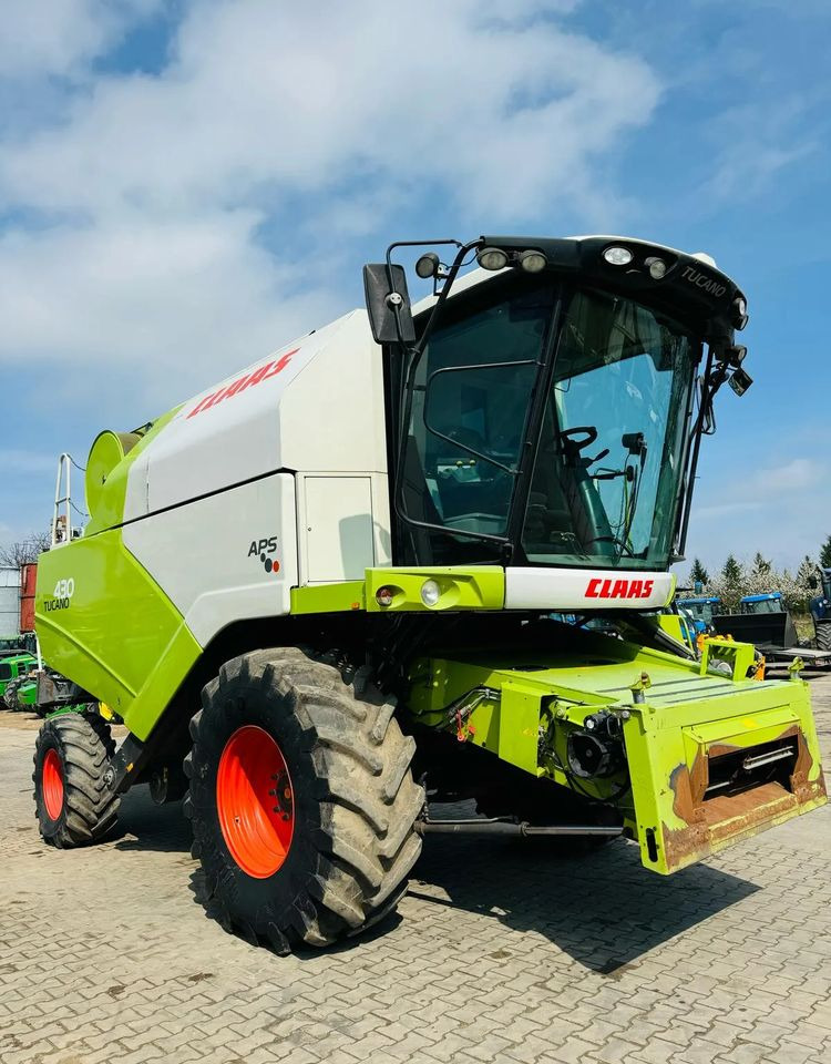 Claas Tucano 430 APS - حصادة شاملة: صور 5 Claas Tucano 430 APS - حصادة شاملة: صور 5