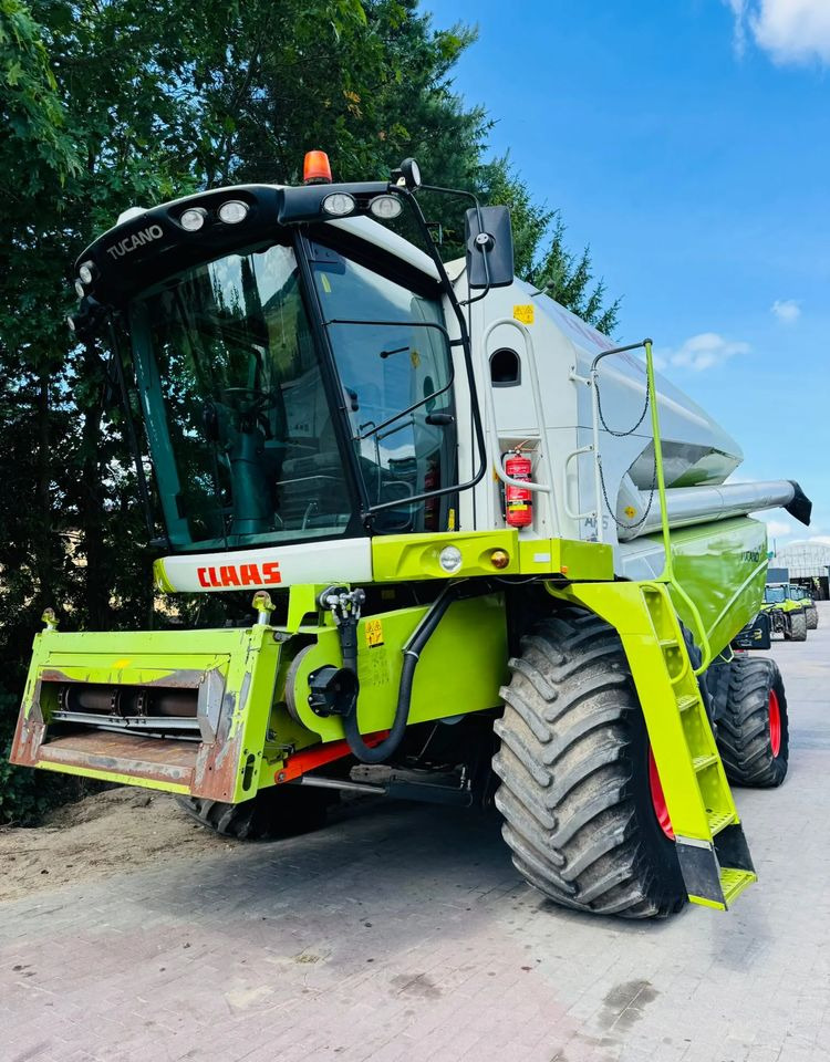 Claas Tucano 450 APS - حصادة شاملة: صور 2 Claas Tucano 450 APS - حصادة شاملة: صور 2
