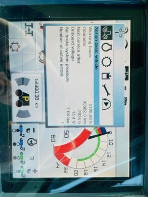 Claas XERION 3800 - جرار: صور 4 Claas XERION 3800 - جرار: صور 4