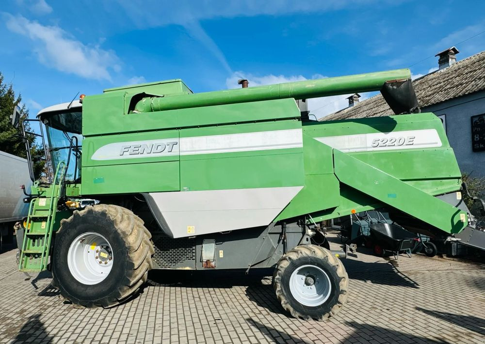 حصادة شاملة Fendt 5220E: صور 11 حصادة شاملة Fendt 5220E: صور 11