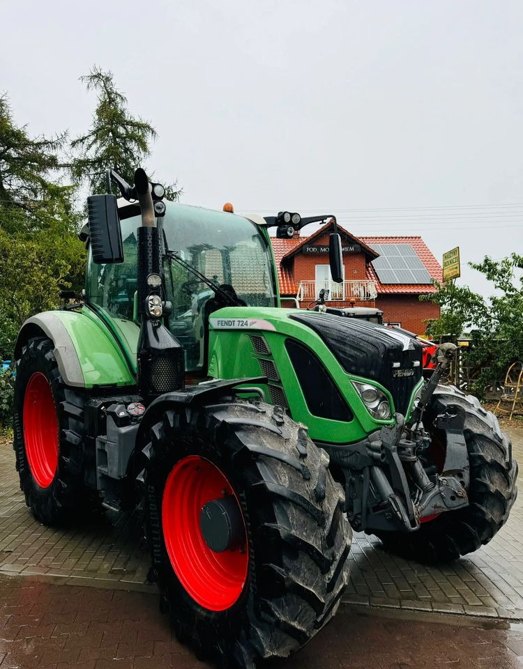 Fendt 724 VARIO PROFI - جرار: صور 1 Fendt 724 VARIO PROFI - جرار: صور 1