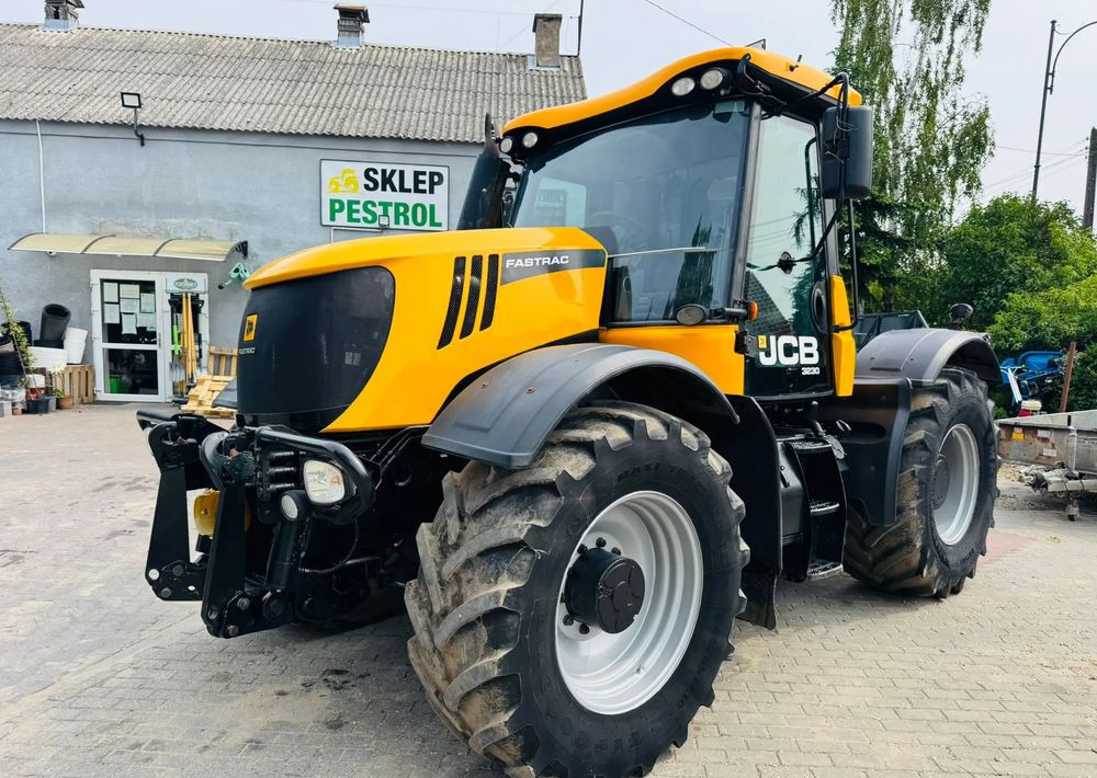 JCB FASTRAC 3230 - جرار: صور 1 JCB FASTRAC 3230 - جرار: صور 1