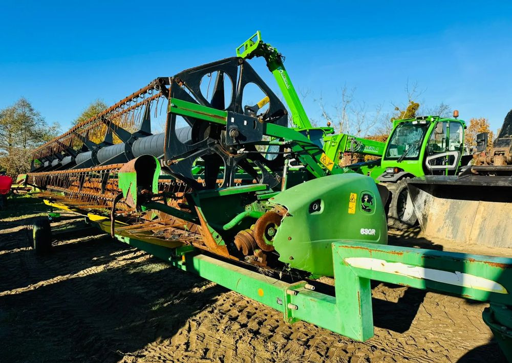 John Deere 630R - حصادة شاملة - الرأس: صور 1 John Deere 630R - حصادة شاملة - الرأس: صور 1