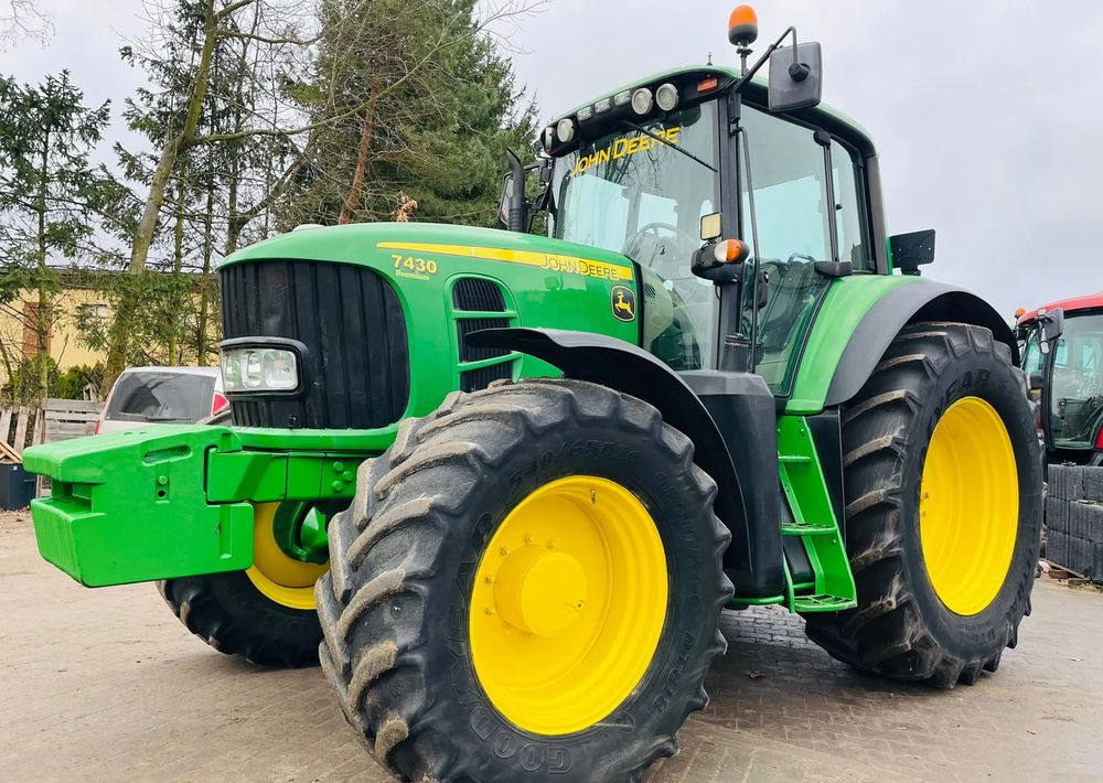 John Deere 7430 - جرار: صور 1 John Deere 7430 - جرار: صور 1