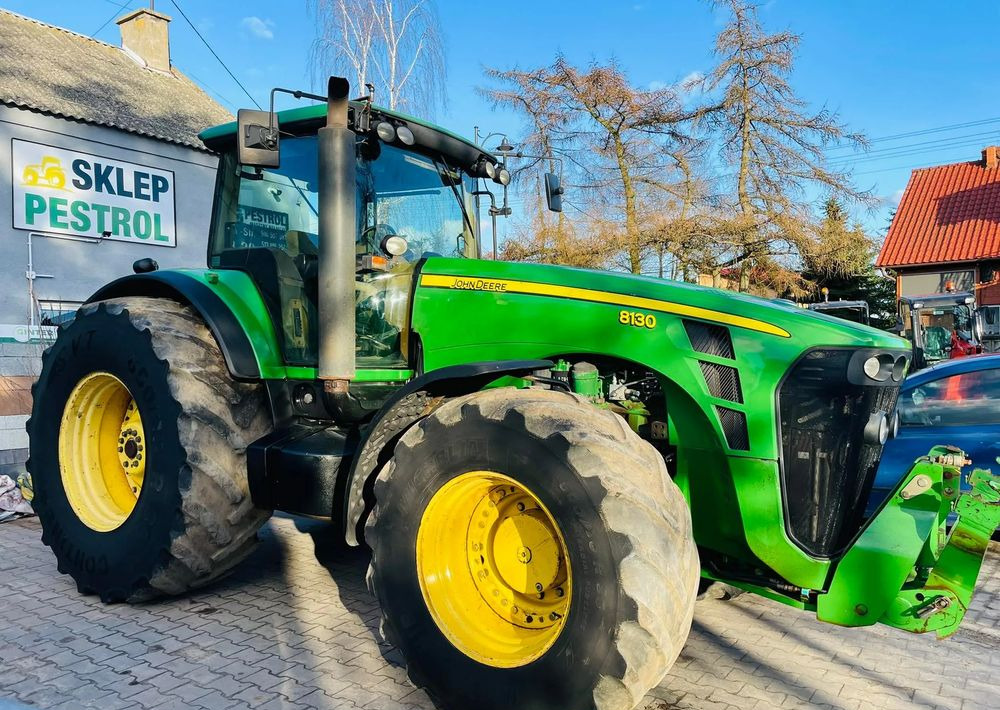 John Deere 8130 - جرار: صور 1 John Deere 8130 - جرار: صور 1