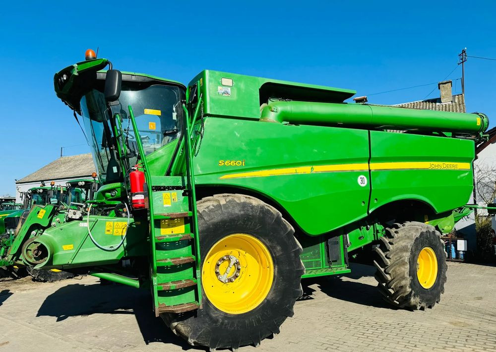 John Deere S660i - حصادة شاملة: صور 5 John Deere S660i - حصادة شاملة: صور 5