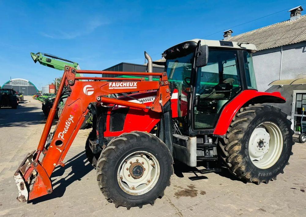 Massey Ferguson 5445 Dyna 4 - جرار: صور 2 Massey Ferguson 5445 Dyna 4 - جرار: صور 2